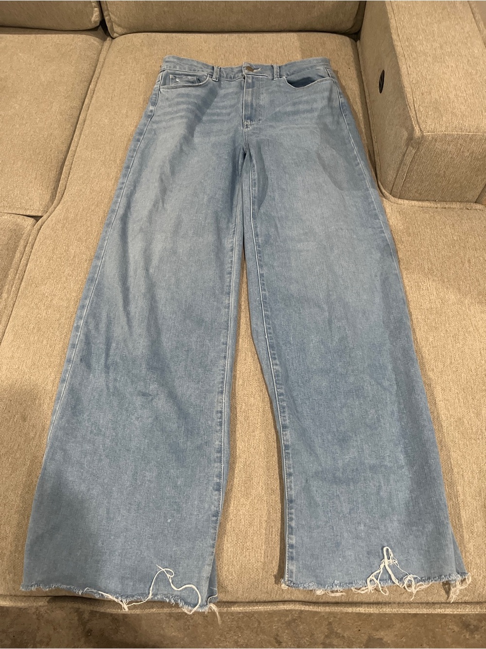 PAIGE Anessa Light Blue Denim Wide Leg Genesee Jeans Size 30